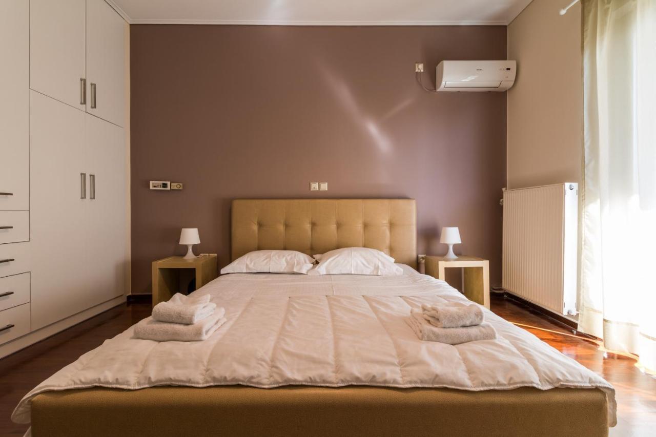 Amazing Holiday Apt With Ocean Views เอเธนส์ ภายนอก รูปภาพ