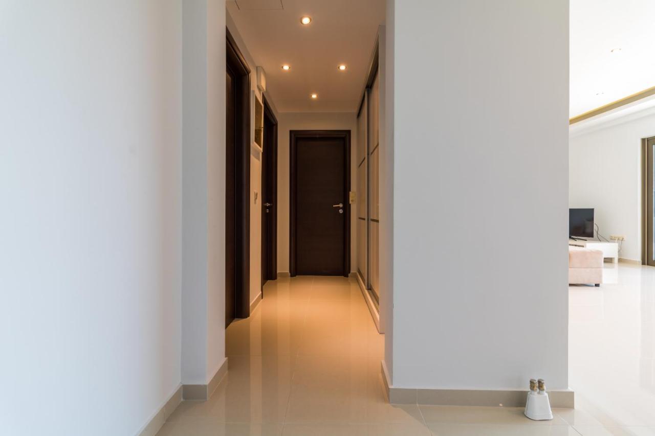Amazing Holiday Apt With Ocean Views เอเธนส์ ภายนอก รูปภาพ